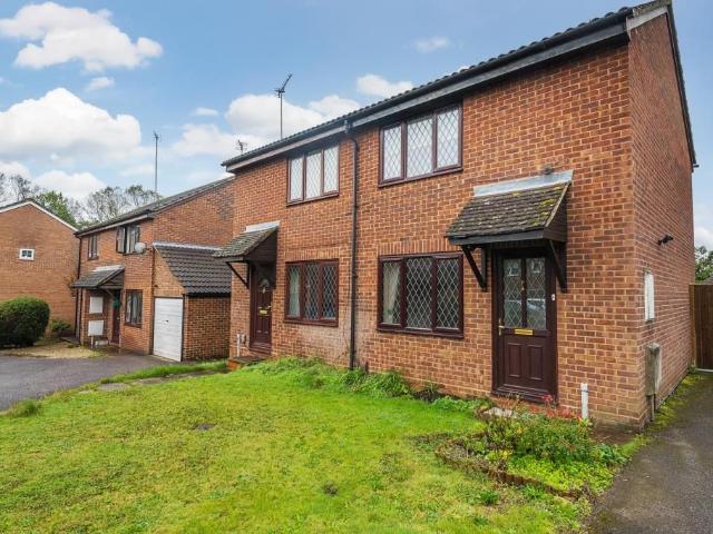 House for rent in Peachcroft, Dromore