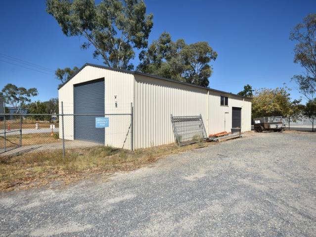 Warehouse for rent in North Albury, Albury