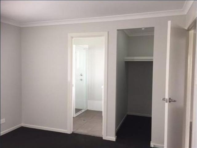 House for rent in Wadalba, New South Wales