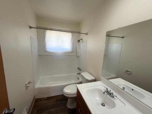 Apartment for rent in Mayfair Park, Wauwatosa
