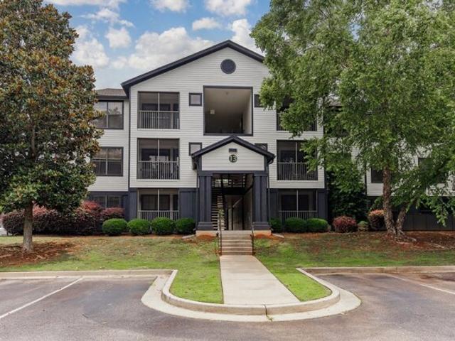 Condo for sale in Athens