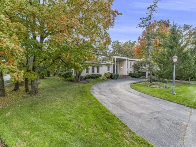 House for sale in Highland Park, Illinois