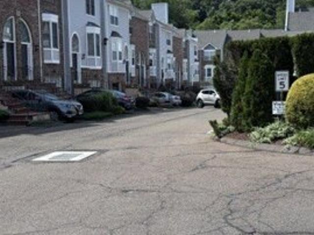 Condo for sale in Bridgeport, Connecticut