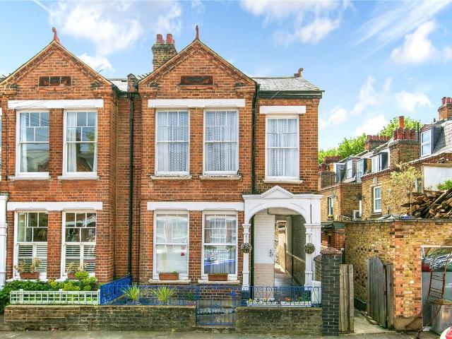 Apartment for rent in London Borough of Richmond upon Thames, Greater London