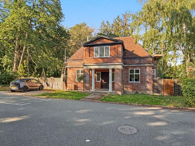 House for rent in Whiteley Village, Elmbridge