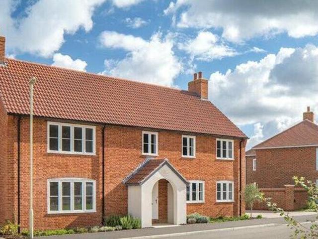 House for sale in Barton Stacey, Hampshire
