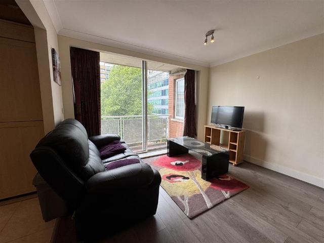 Apartment for rent in St. John's Wood, Greater London