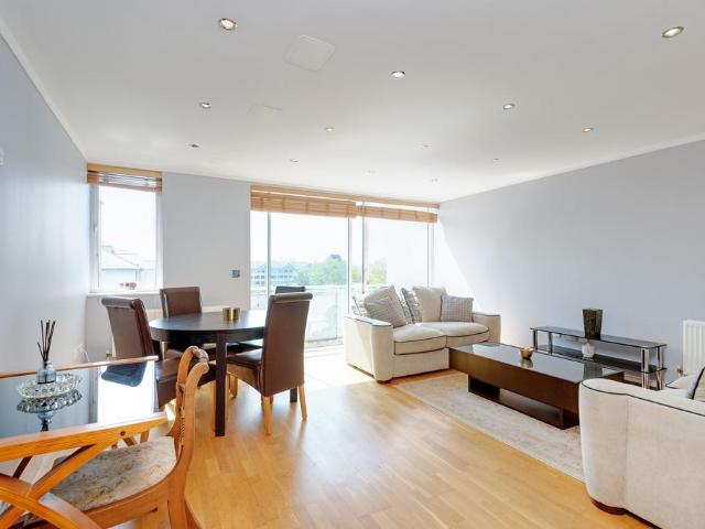 Apartment for rent in St. John's Wood, Greater London