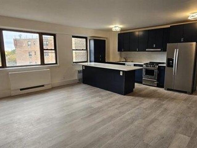 Condo for sale in Hudson, New Jersey