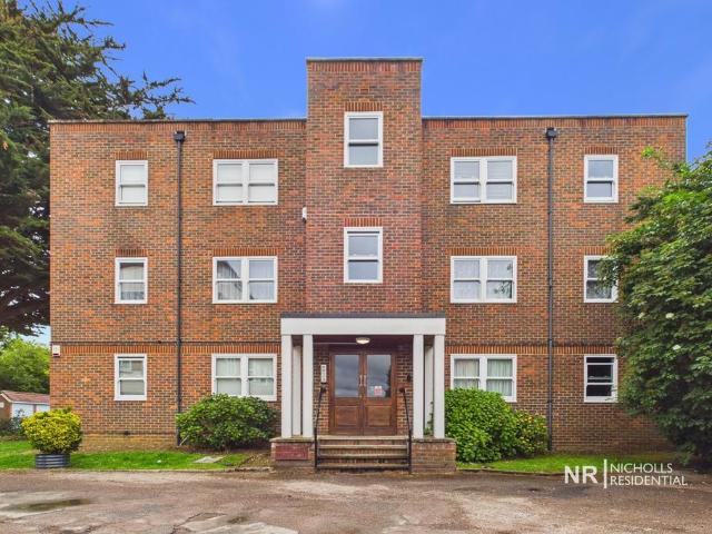 Apartment for rent in Worcester Park, Greater London