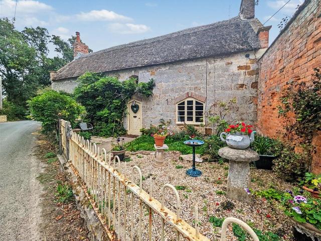 House for rent in Chideock, East Dorset