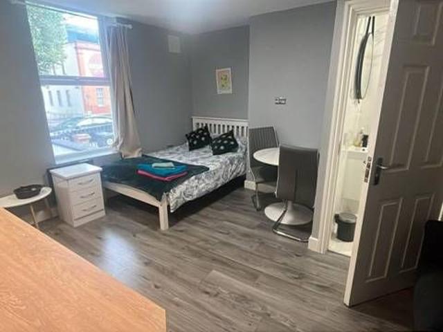 Apartment to rent in Bluebell, North Tipperary
