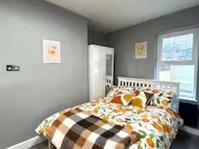 Apartment to rent in Bluebell, North Tipperary