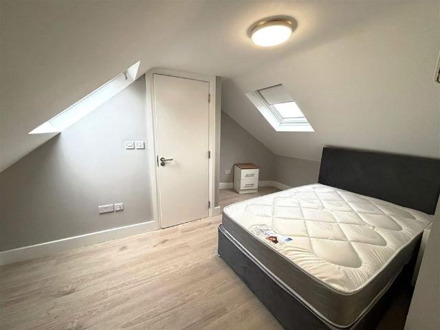 Apartment to rent in Bluebell, North Tipperary