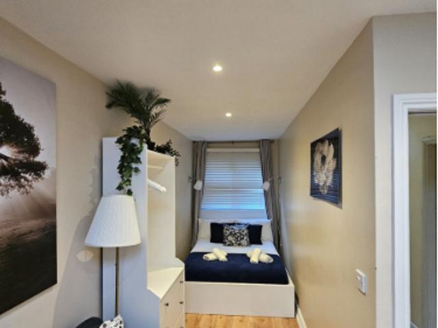 Studio to rent in Bluebell, North Tipperary