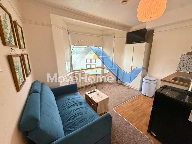 Studio for rent in Dollis Hill, Greater London