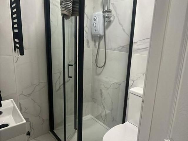 Apartment to rent in Bluebell, North Tipperary