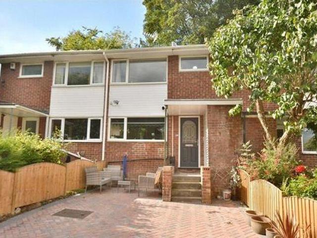 House for rent in Oakwood, West Yorkshire