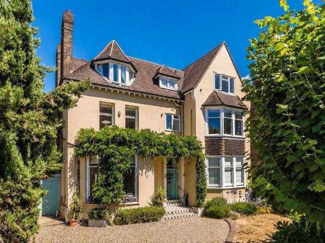 Apartment for rent in London Borough of Ealing, Greater London