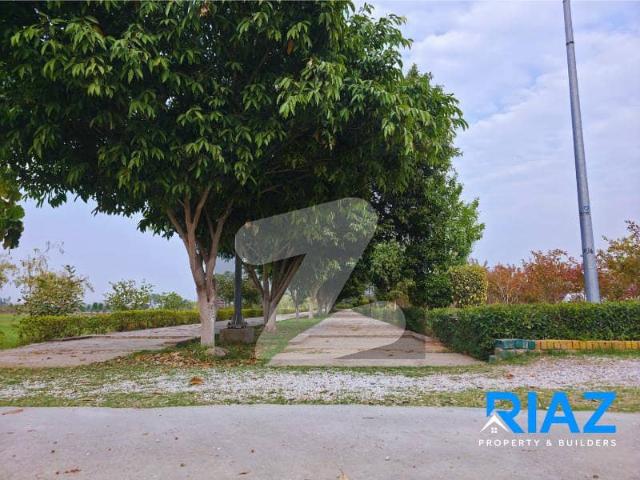 Property for sale in Peshawar, North West Frontier Province