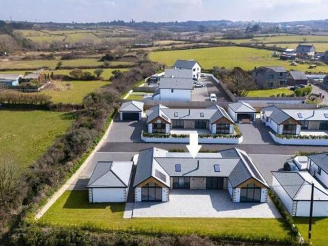 House for sale in Mount Ambrose, Cornwall