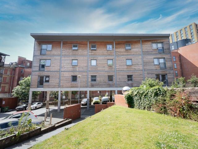 Apartment for rent in Leylands, West Yorkshire