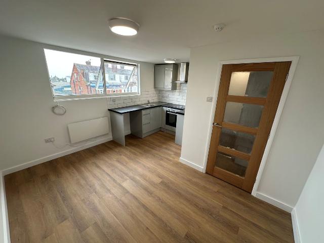 Apartment for rent in Newtown, Stokesby