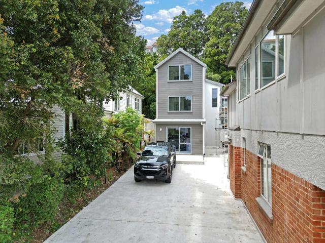 Apartment for rent in Otakou