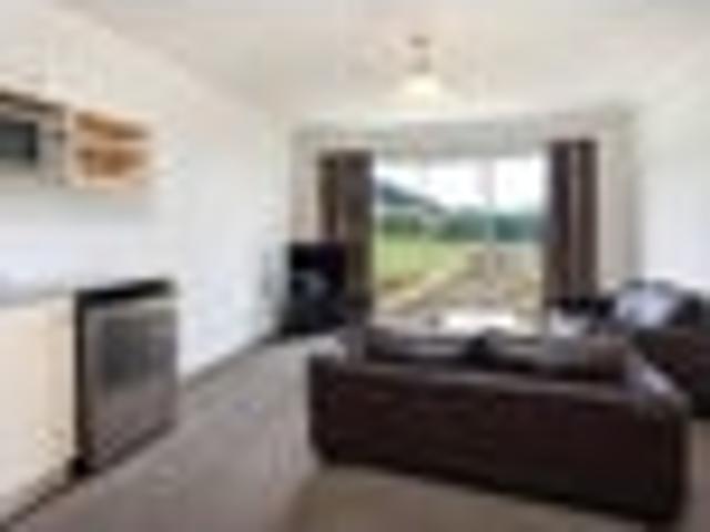 Apartment for rent in Otakou