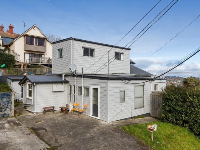 House for rent in Otakou