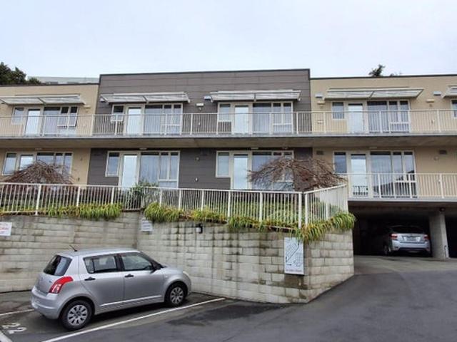 House for rent in Otakou