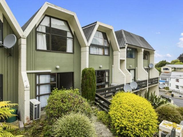 Apartment for rent in Otakou