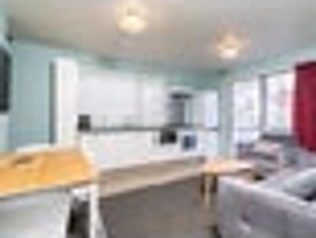 Townhouse for rent in Otakou