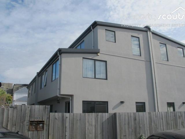 House for rent in Otakou