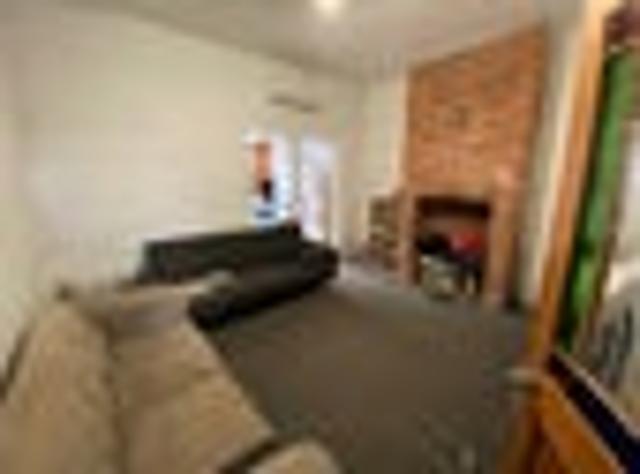 House for rent in Otakou