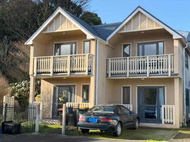 House for rent in Otakou