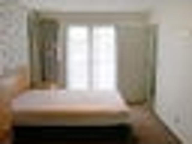 Townhouse for rent in Otakou