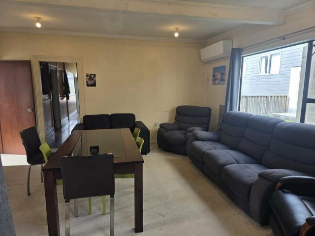 House for rent in Otakou