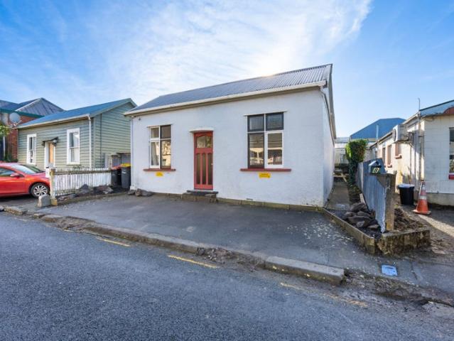 House for rent in Otakou