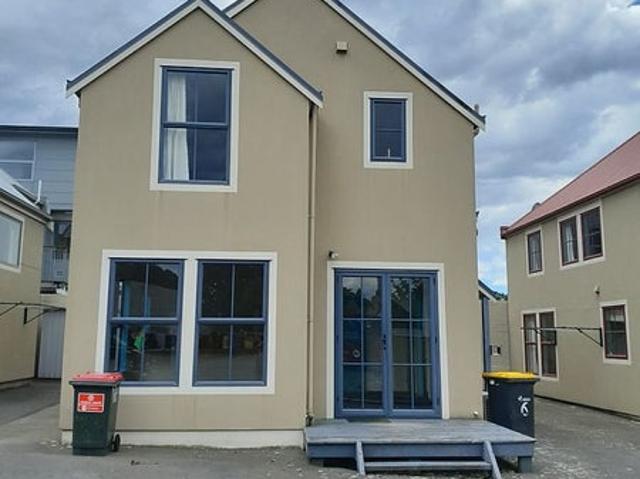 House for rent in Otakou