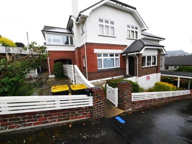 House for rent in Otakou
