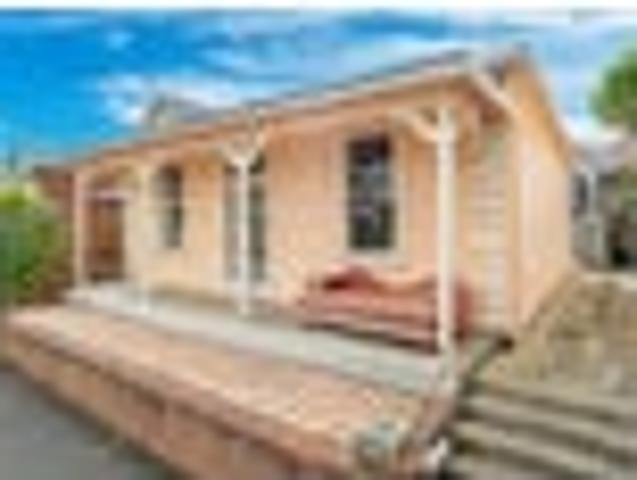 House for rent in Otakou