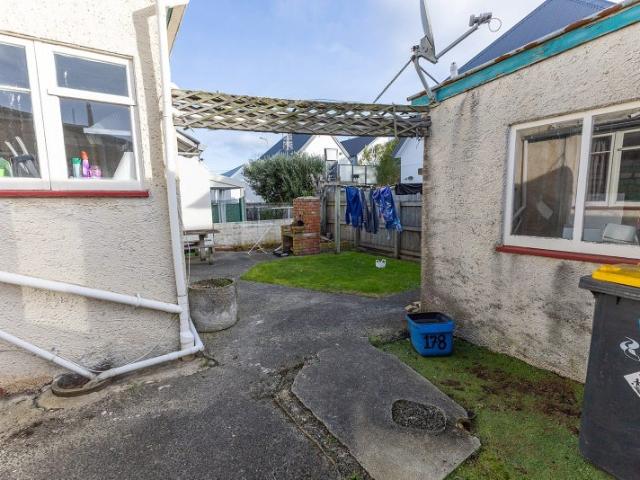 House for rent in Otakou