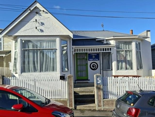 House for rent in Otakou