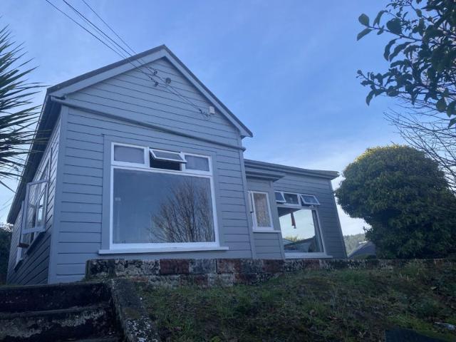 House for rent in Otakou