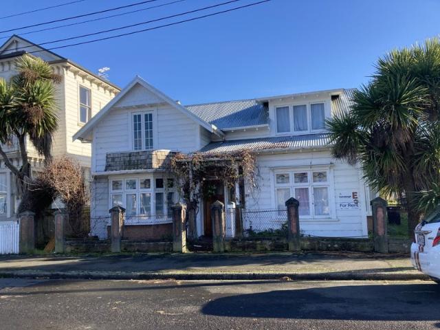House for rent in Otakou