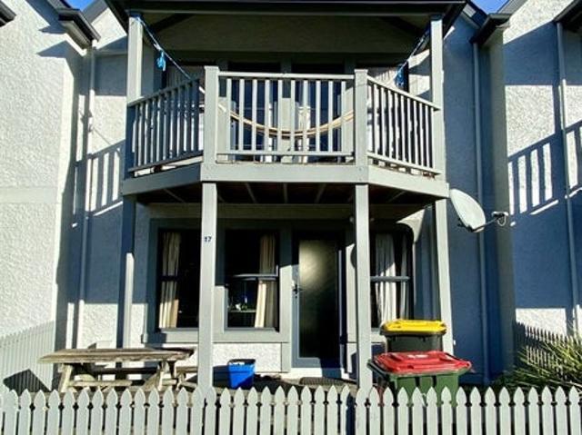 House for rent in Otakou