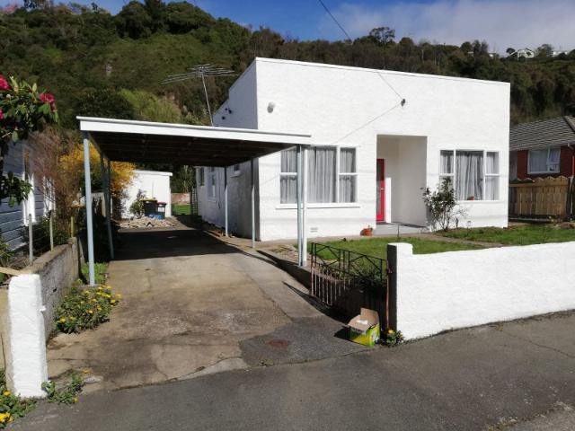 House for rent in Otakou