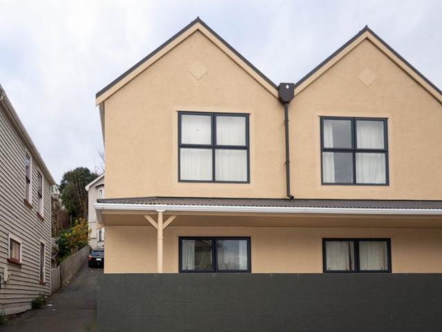 House for rent in Otakou