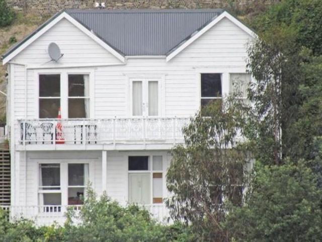 House for rent in Otakou
